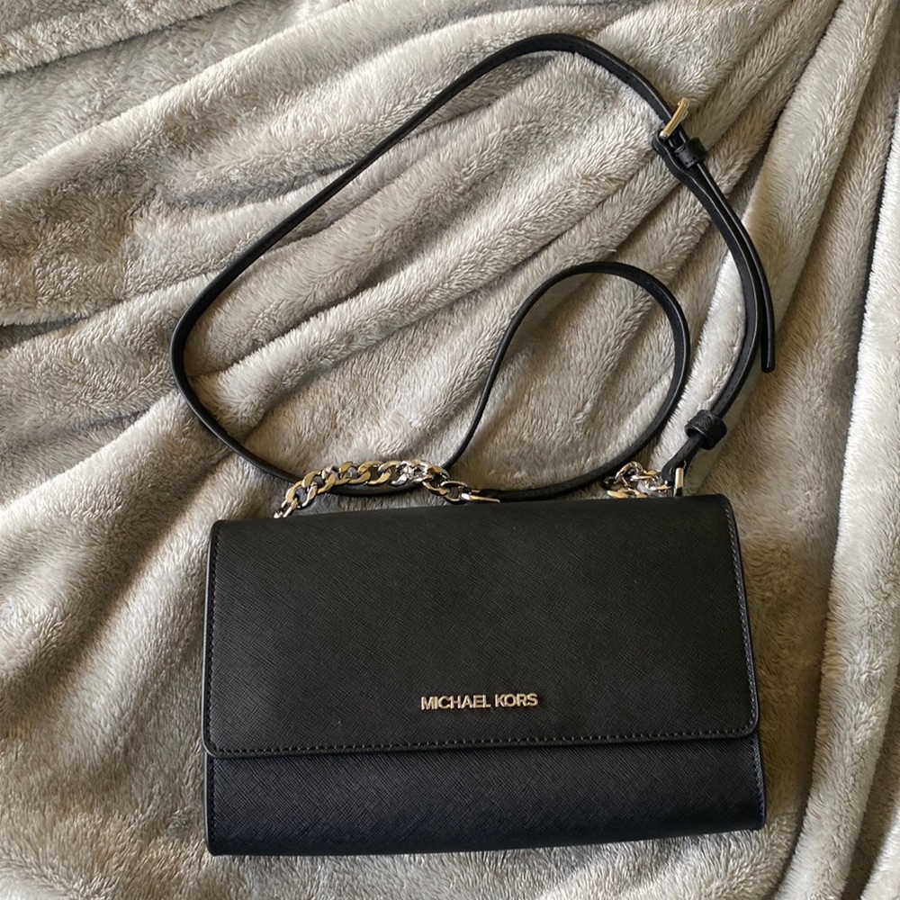 Michael Kors Jet Set 3 in 1 crossbody bag